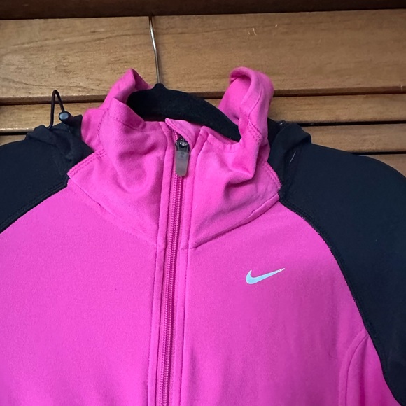 EUC Nike drifit jacket - Picture 3 of 6